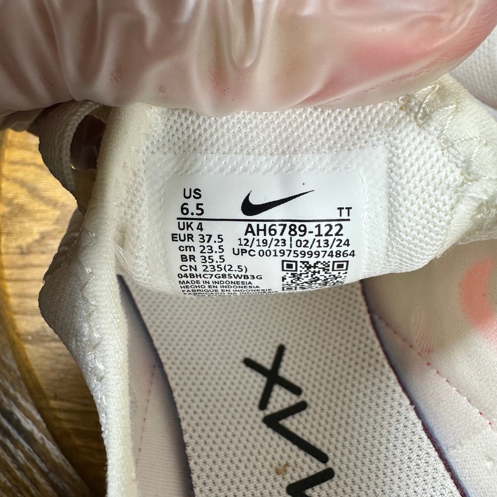 Nike Air Max 270 Womens White Bright Crimson Pink Sneakers AH6789-122 Size 6.5 - Picture 6 of 8